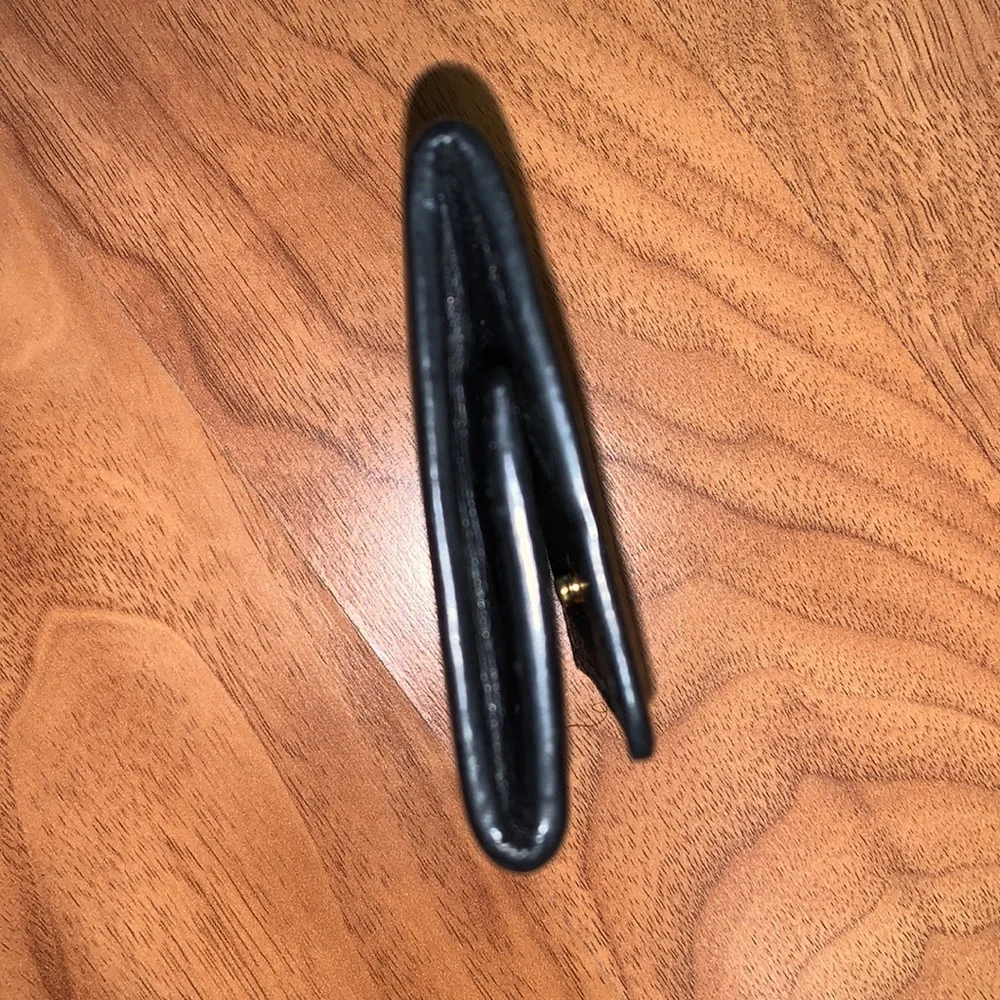 Authentic Gucci Marmont Leather Coinpurse - Picture 7 of 9